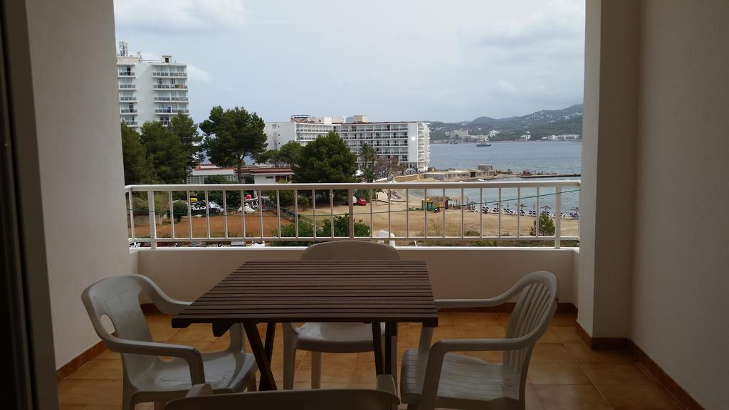 Apartamentos Vista Al Puerto San Antonio (Ibiza) Quarto foto