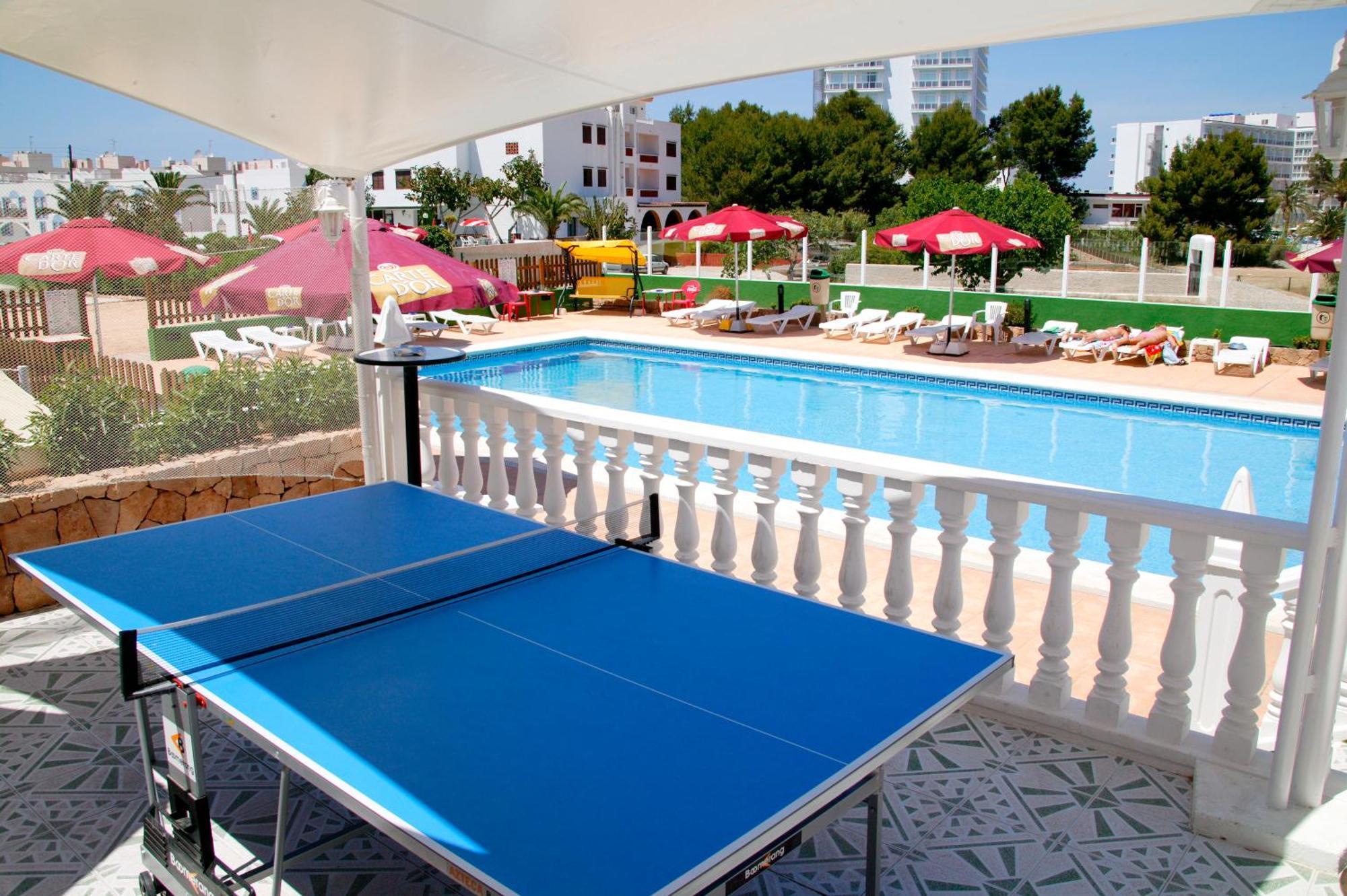 Apartamentos Vista Al Puerto San Antonio (Ibiza) Exterior foto