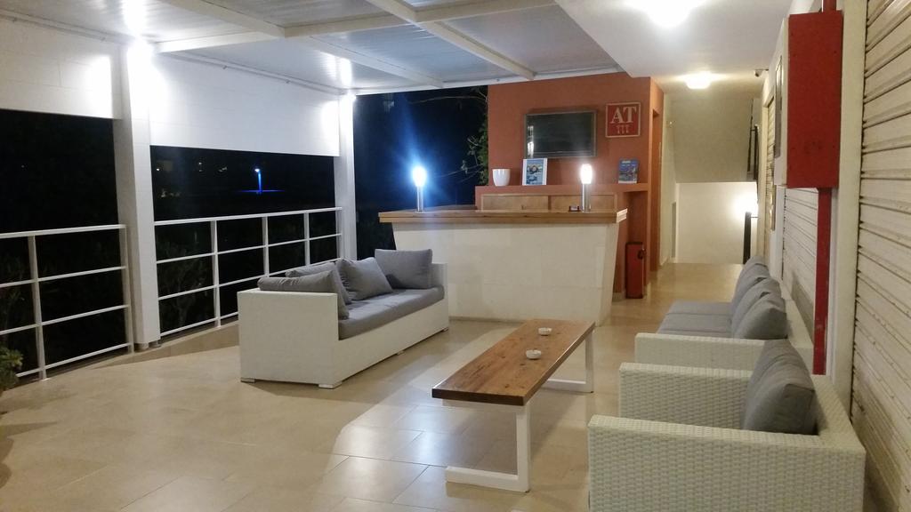 Apartamentos Vista Al Puerto San Antonio (Ibiza) Exterior foto